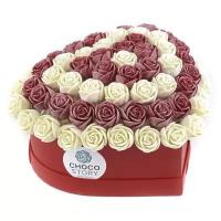 Сердце из 101 шоколадной розы в Красной шляпной открытой коробке - Белый и Красный Бельгийский шоколад, узор - сердце, 1212 гр. S101-K-BK-S