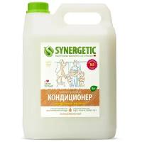 Synergetic Кондиционер для белья Миндальное молочко, 5 л