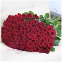 Букет цветов живые 101 красная роза Ред Наоми 70 см