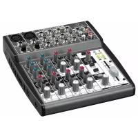 Микшерный пульт Behringer 1002