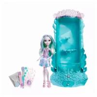 Игровой набор с куклой Кристал Винтер и Блестящий вихрь Ever After High Mattel