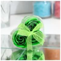Набор, зеленые розы" 3 мыльных лепестка в пвс коробке
