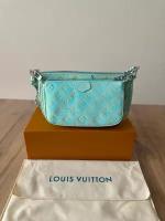 Louis Vuitton Multi Pochette