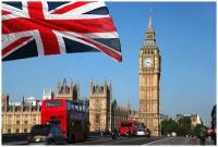Фотообои Уютная стена "Британский флаг на фоне Биг-Бена. Лондон. Англия" 410х270 см Виниловые Бесшовные (единым полотном)