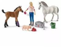 Набор Schleich кобыла и жеребенок у врача