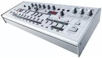 Цифровой синтезатор Roland TB-03