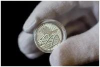 Сувенирная монета 5 рублей в капсуле, Крымский мост. ММД, Россия, 2019 г. в. Монета в состоянии UNC (из мешка)