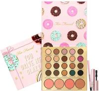 Лимитированный набор для макияжа лица и глаз Too Faced YOU DRIVE ME GLAZY limited edition makeup collection