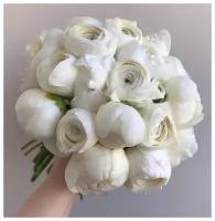 Букет "Снежинка" Пионы белые, ранункулюс белый, красивый букет цветов, пионов, шикарный, цветы премиум