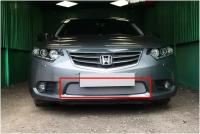 Защитная сетка радиатора хром Honda Accord (2011-2013) рестайлинг / съемная решетка на бампер Хонда Аккорд