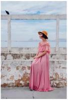 Постер / Плакат / Картина Девушка в шляпе 40х50 см в подарочном тубусе