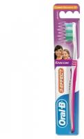 Зубная щетка Oral-B Классик 40 Medium, 1 шт