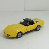 Металлическая машинка 1:34-1:39 CHEVROLET CORVETTE 1982г., желтый 43716D Welly