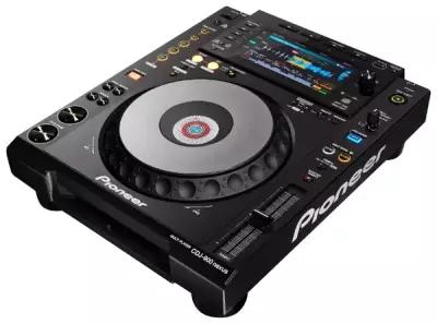 DJ CD-проигрыватель Pioneer DJ CDJ-900NXS