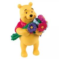 Bullyland Winnie the Pooh Винни с цветами 12342