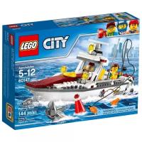 Конструктор LEGO City 60147 Рыболовный катер